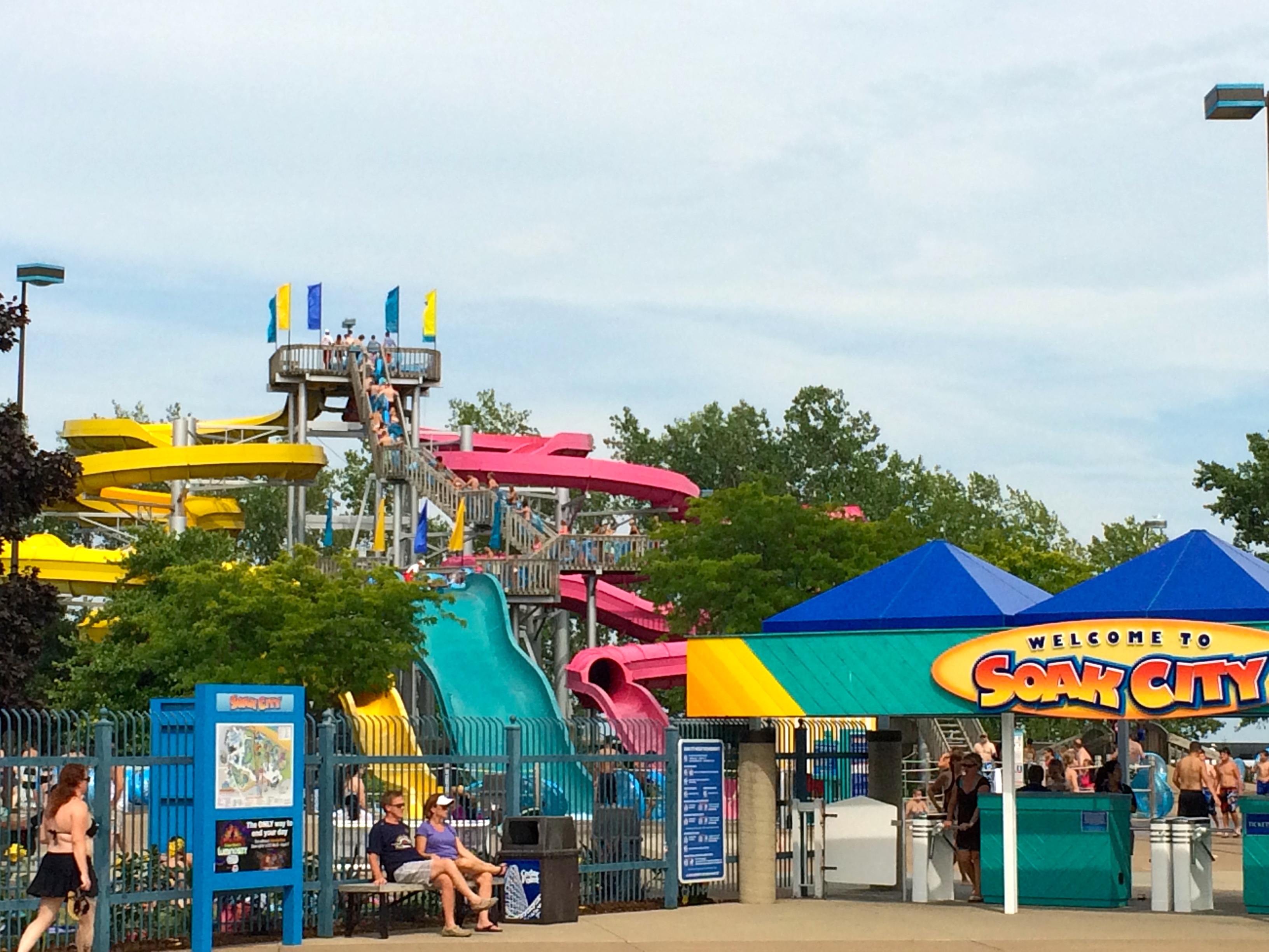 Best water parks in Ohio 2026