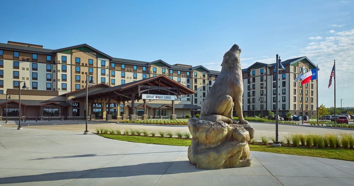 Great Wolf Lodge Webster water park